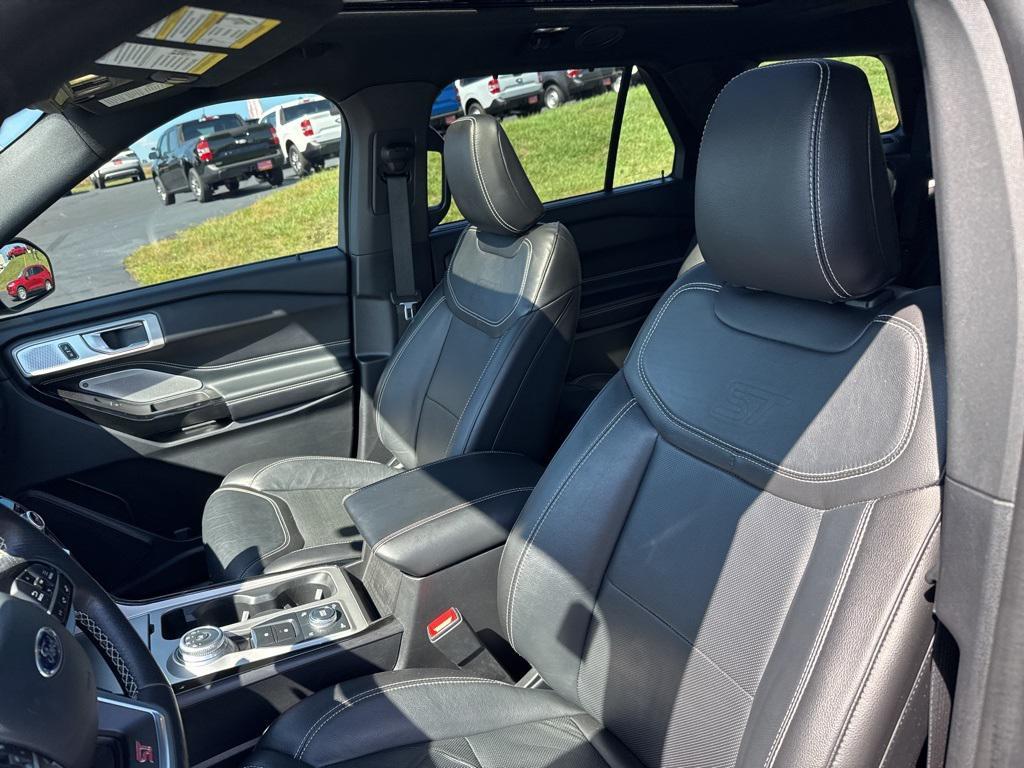 used 2022 Ford Explorer car, priced at $32,093