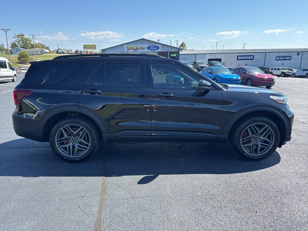 used 2022 Ford Explorer car, priced at $32,093