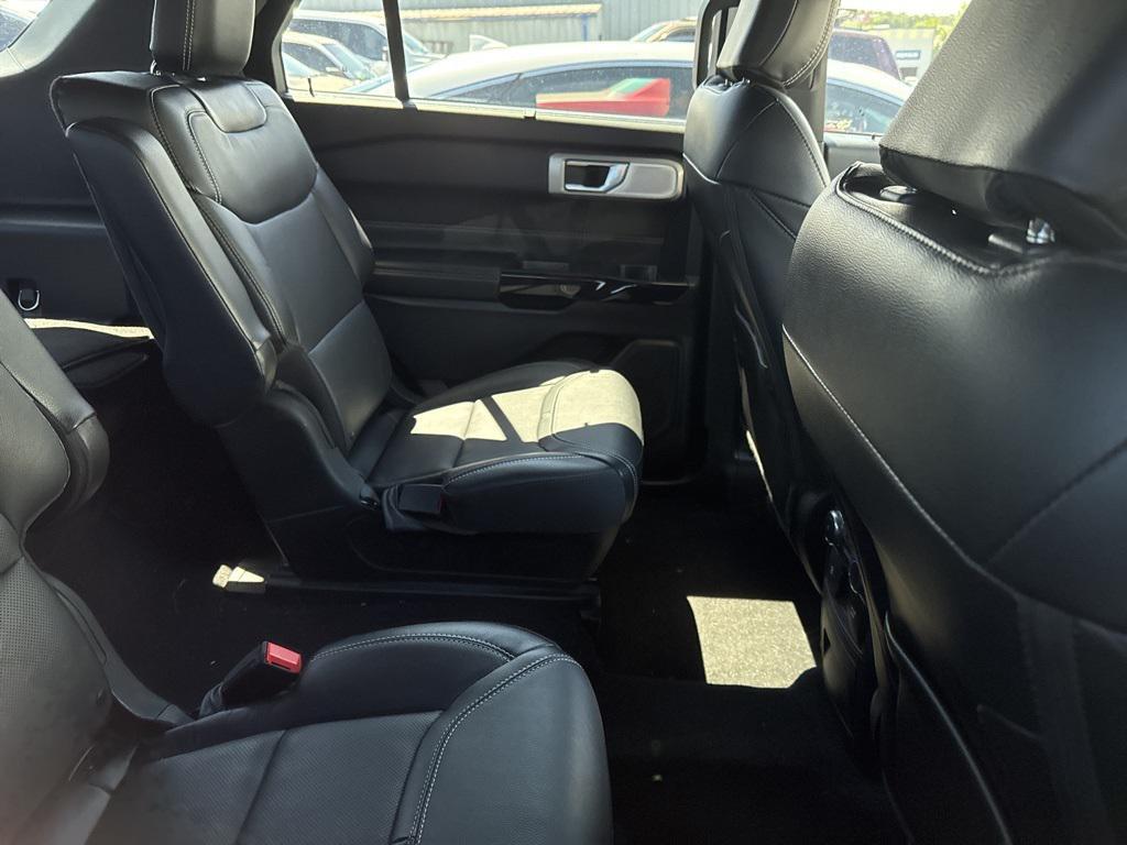 used 2022 Ford Explorer car, priced at $33,016