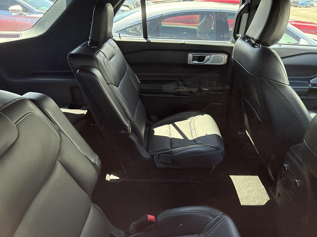 used 2022 Ford Explorer car, priced at $33,016