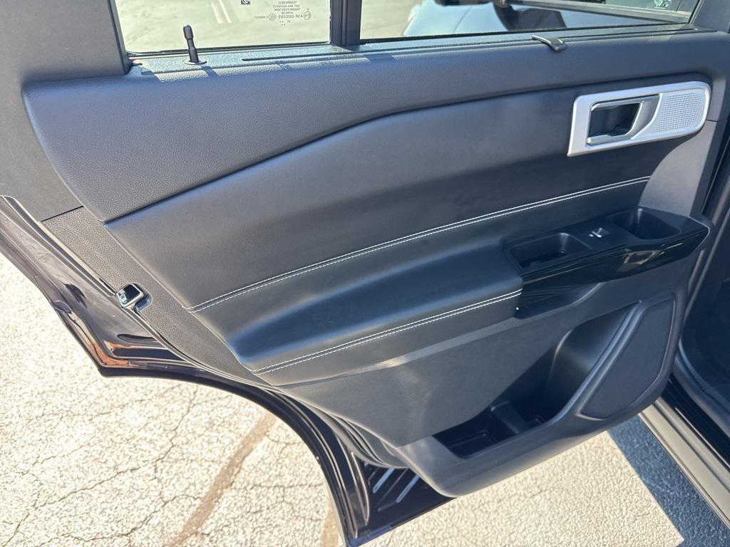 used 2022 Ford Explorer car, priced at $32,093