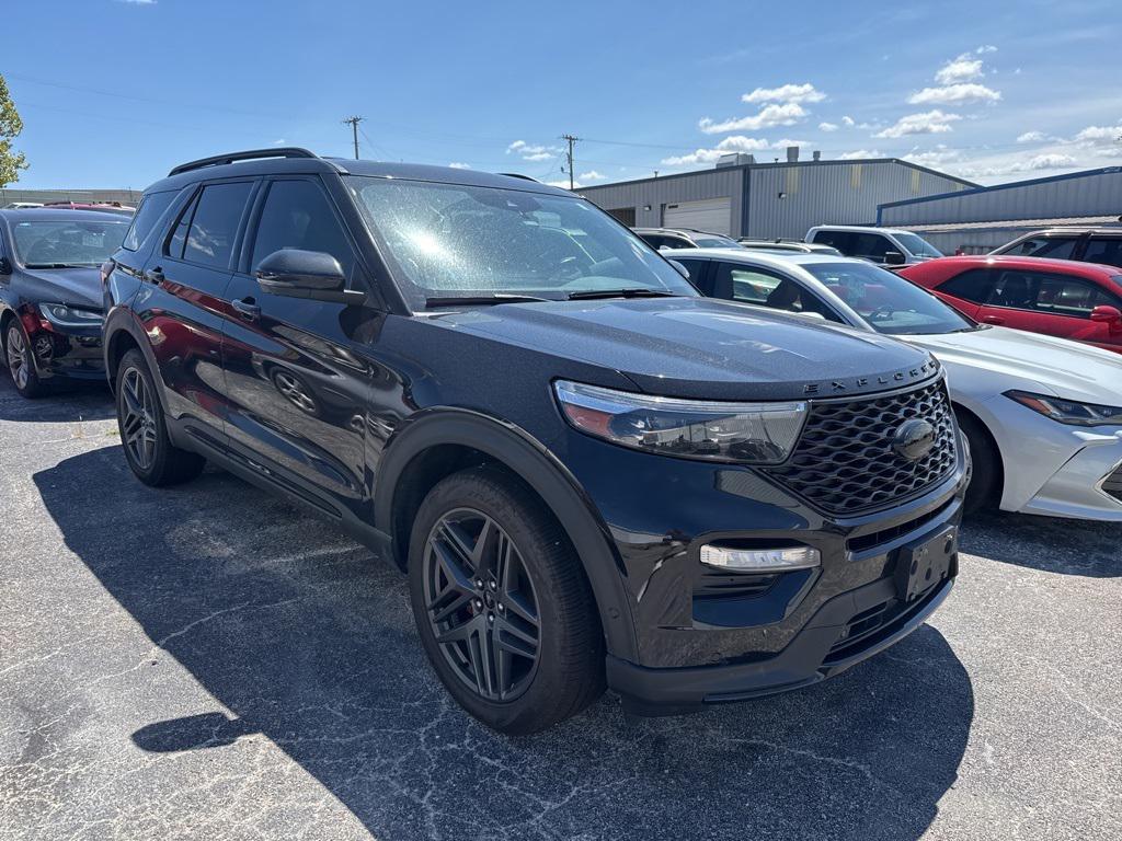 used 2022 Ford Explorer car, priced at $33,016