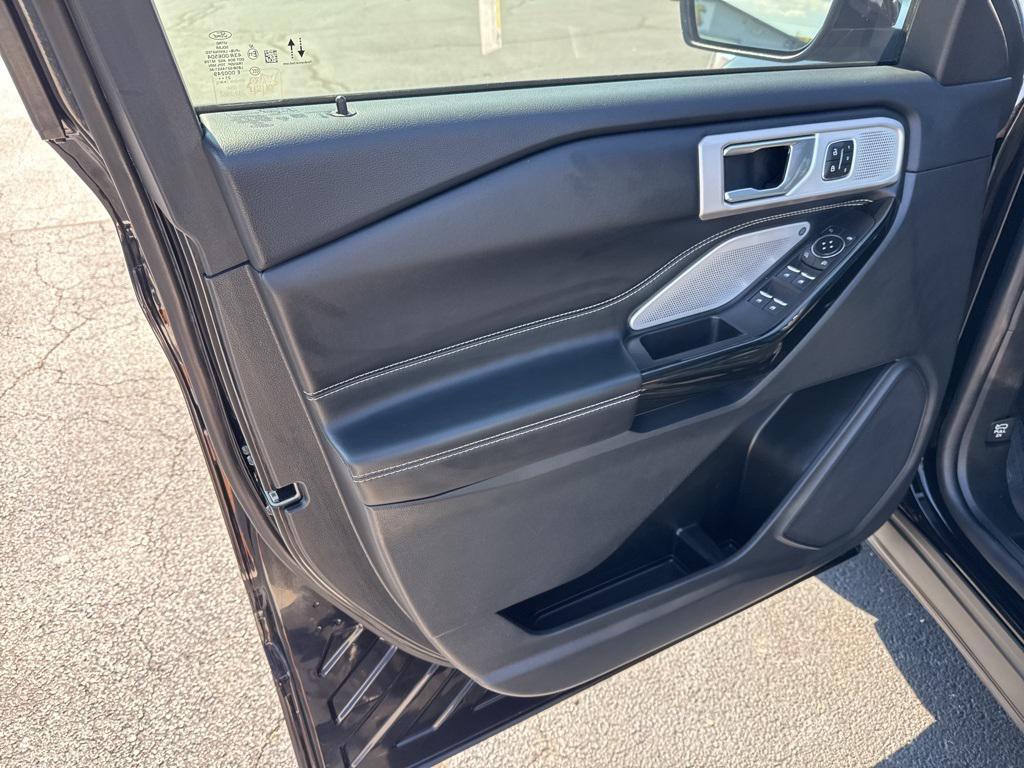used 2022 Ford Explorer car, priced at $32,093