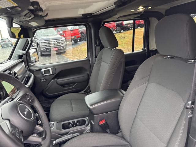 used 2023 Jeep Gladiator car, priced at $34,697