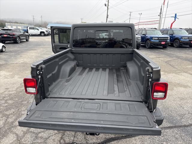 used 2023 Jeep Gladiator car, priced at $34,697