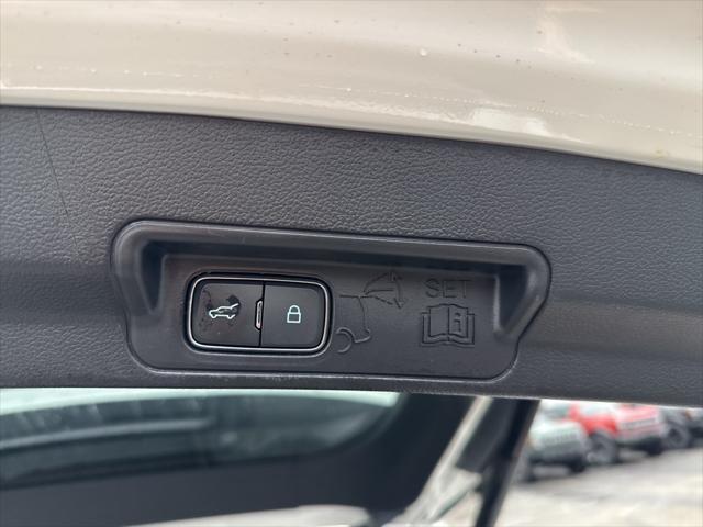 used 2022 Ford Explorer car, priced at $34,424
