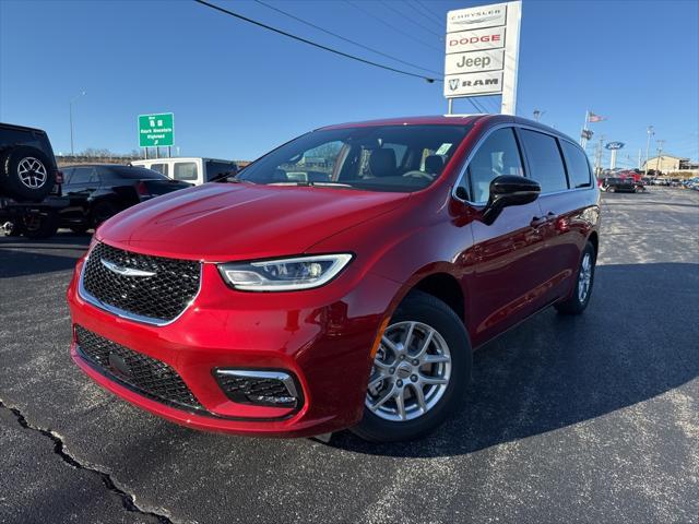 new 2025 Chrysler Pacifica car, priced at $43,868