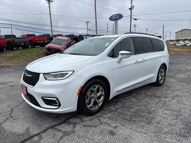 new 2022 Chrysler Pacifica car, priced at $25,304