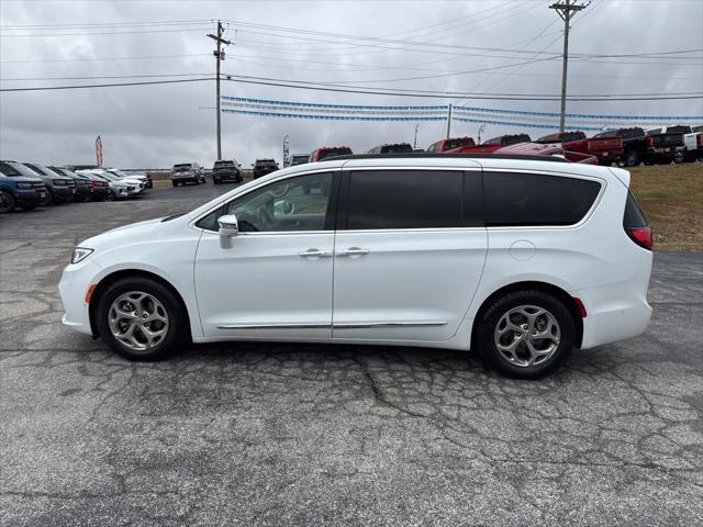 new 2022 Chrysler Pacifica car, priced at $25,304