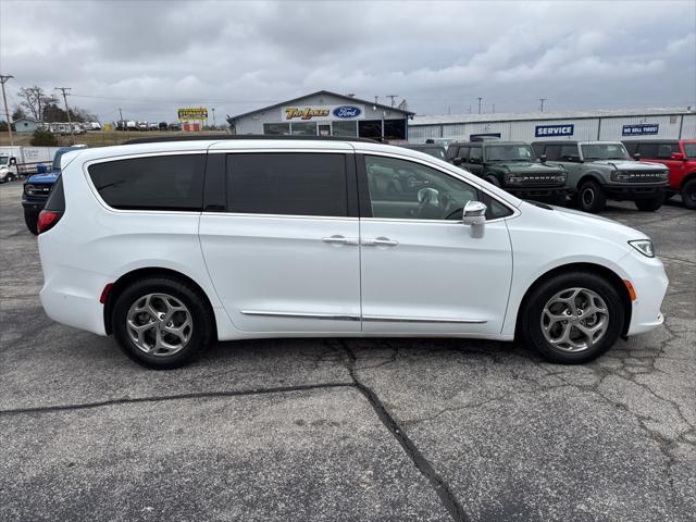 new 2022 Chrysler Pacifica car, priced at $25,304