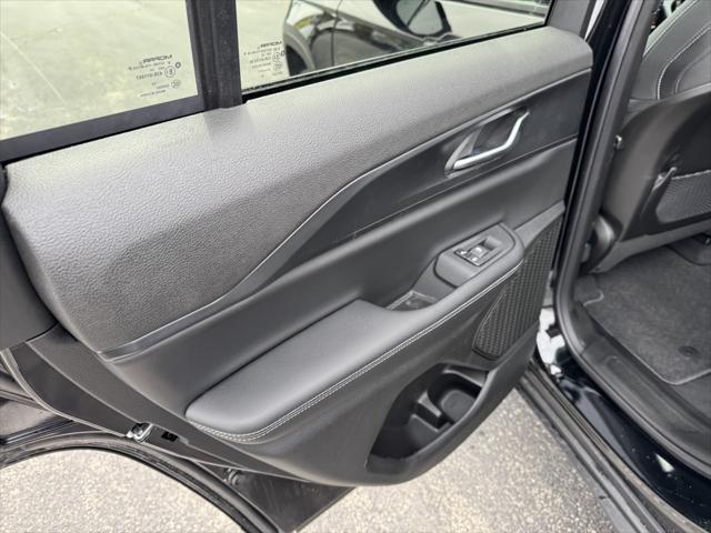 new 2025 Jeep Grand Cherokee car, priced at $42,970