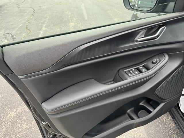 new 2025 Jeep Grand Cherokee car, priced at $42,970