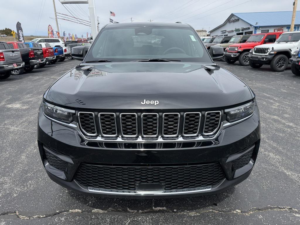 new 2025 Jeep Grand Cherokee car, priced at $42,670