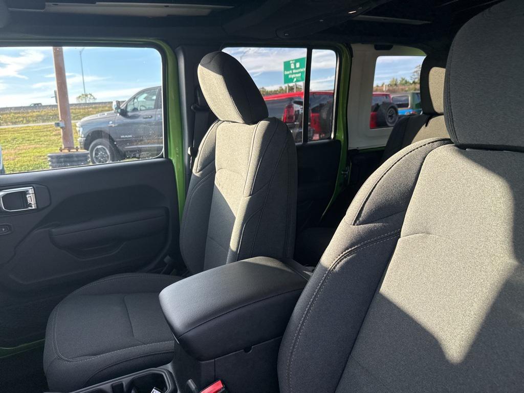 new 2026 Jeep Wrangler car, priced at $54,625