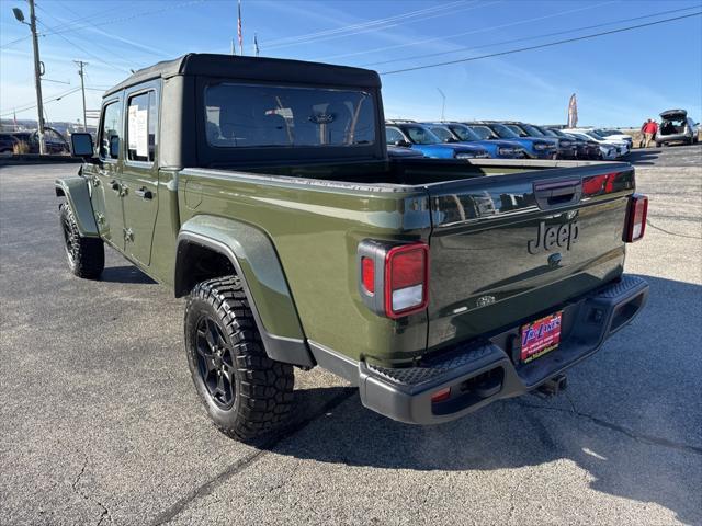 used 2023 Jeep Gladiator car, priced at $34,417