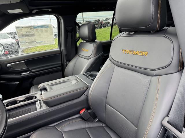 new 2025 Ford Expedition car, priced at $82,528