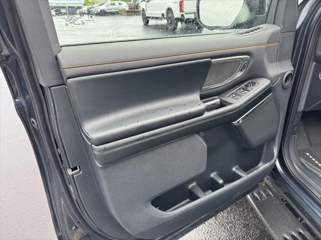 new 2025 Ford Expedition car, priced at $82,528