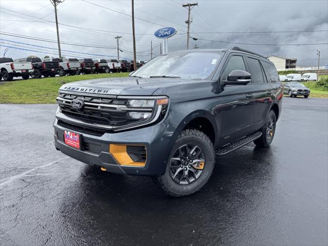 new 2025 Ford Expedition car, priced at $82,528