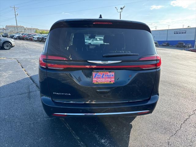 new 2024 Chrysler Pacifica car, priced at $42,607