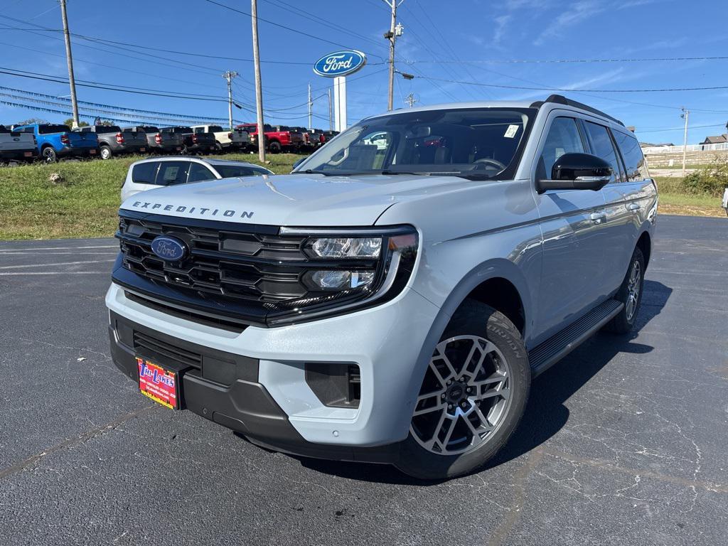 new 2025 Ford Expedition car, priced at $68,958