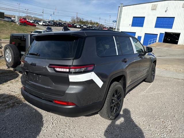 new 2025 Jeep Grand Cherokee L car, priced at $48,428