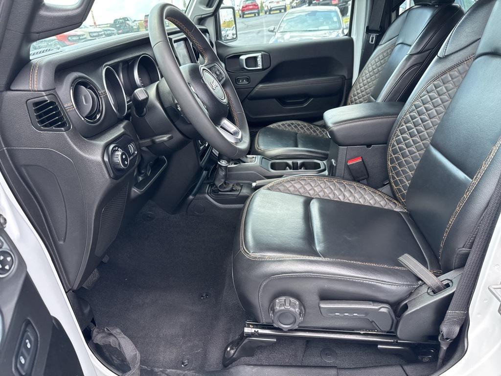 used 2023 Jeep Gladiator car, priced at $35,002