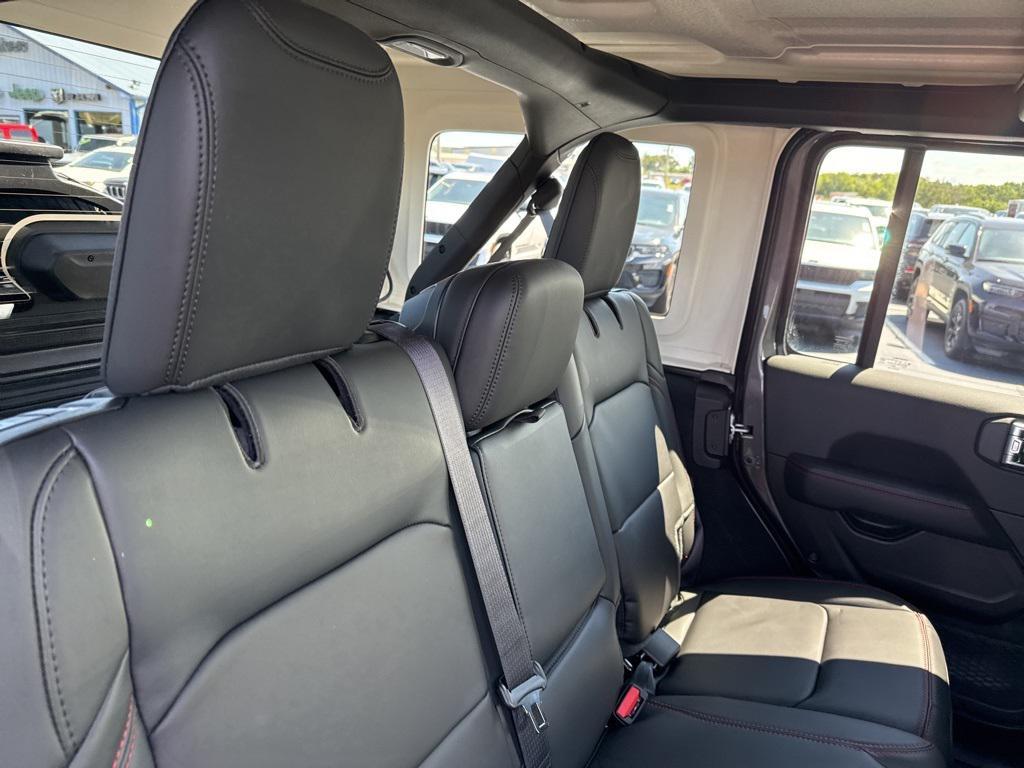 new 2025 Jeep Wrangler car, priced at $64,485