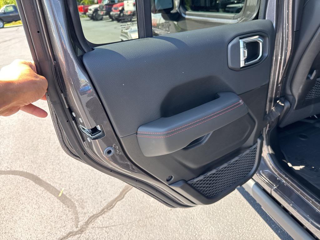 new 2025 Jeep Wrangler car, priced at $64,485