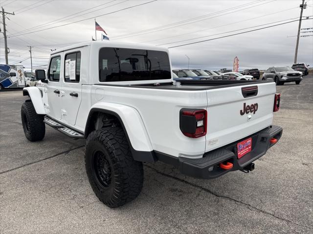 used 2022 Jeep Gladiator car, priced at $41,384