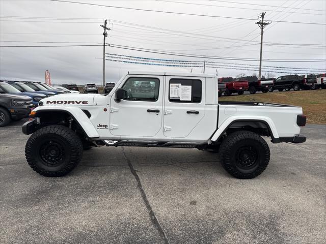 used 2022 Jeep Gladiator car, priced at $41,384