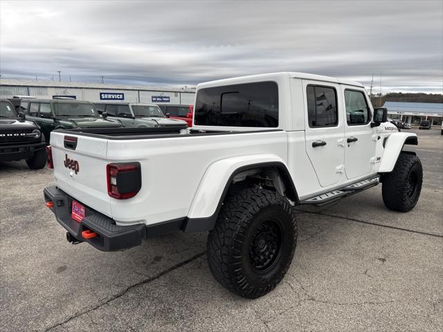 used 2022 Jeep Gladiator car, priced at $41,384