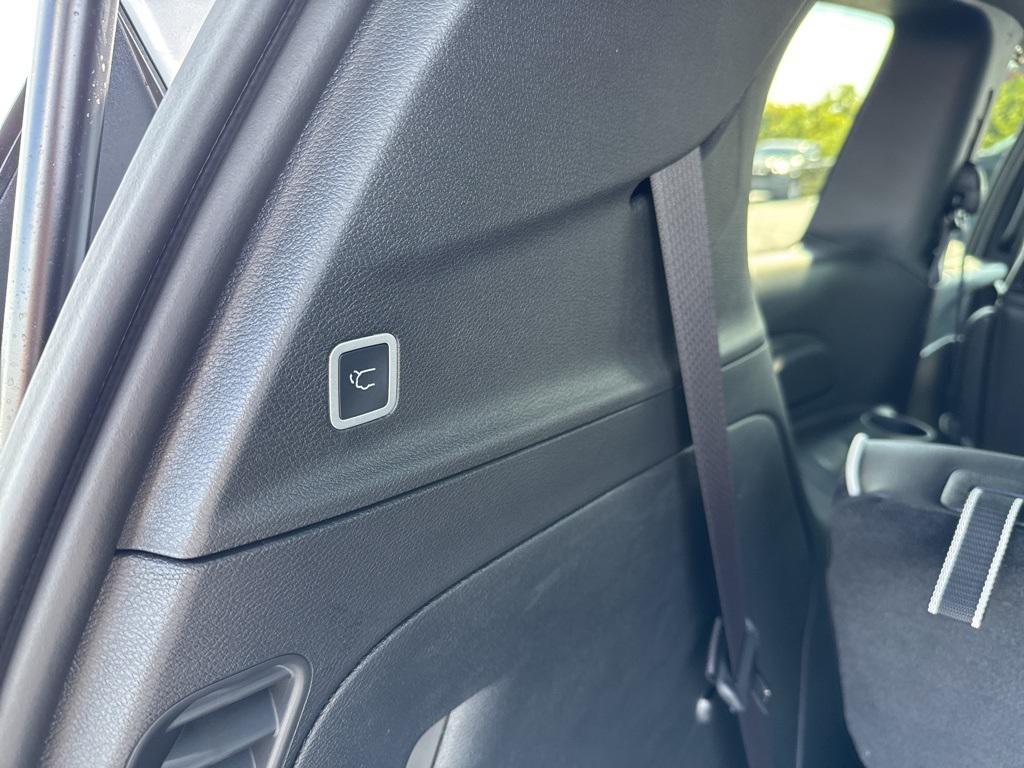 new 2026 Chrysler Pacifica car, priced at $52,230
