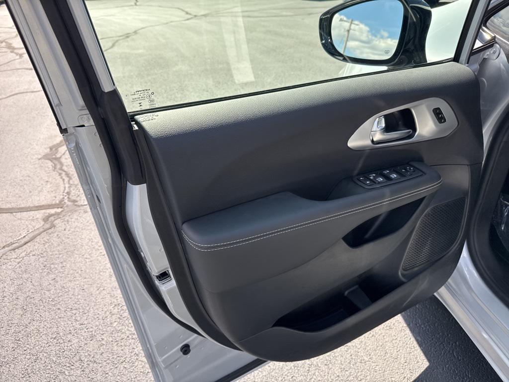 new 2026 Chrysler Pacifica car, priced at $52,230