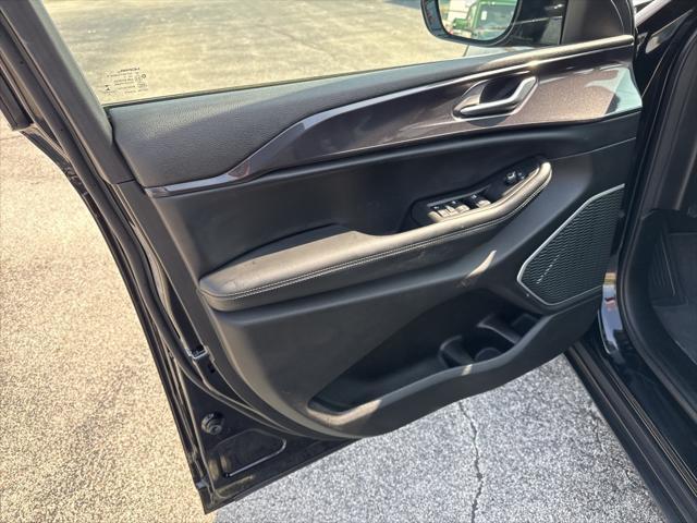 used 2021 Jeep Grand Cherokee L car, priced at $32,162