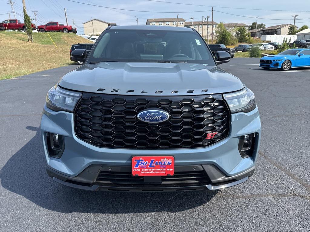 new 2025 Ford Explorer car, priced at $61,450