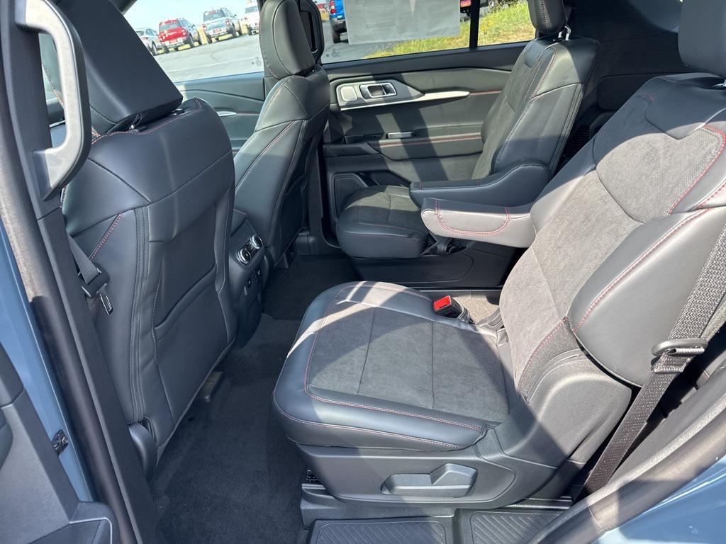 new 2025 Ford Explorer car, priced at $61,450