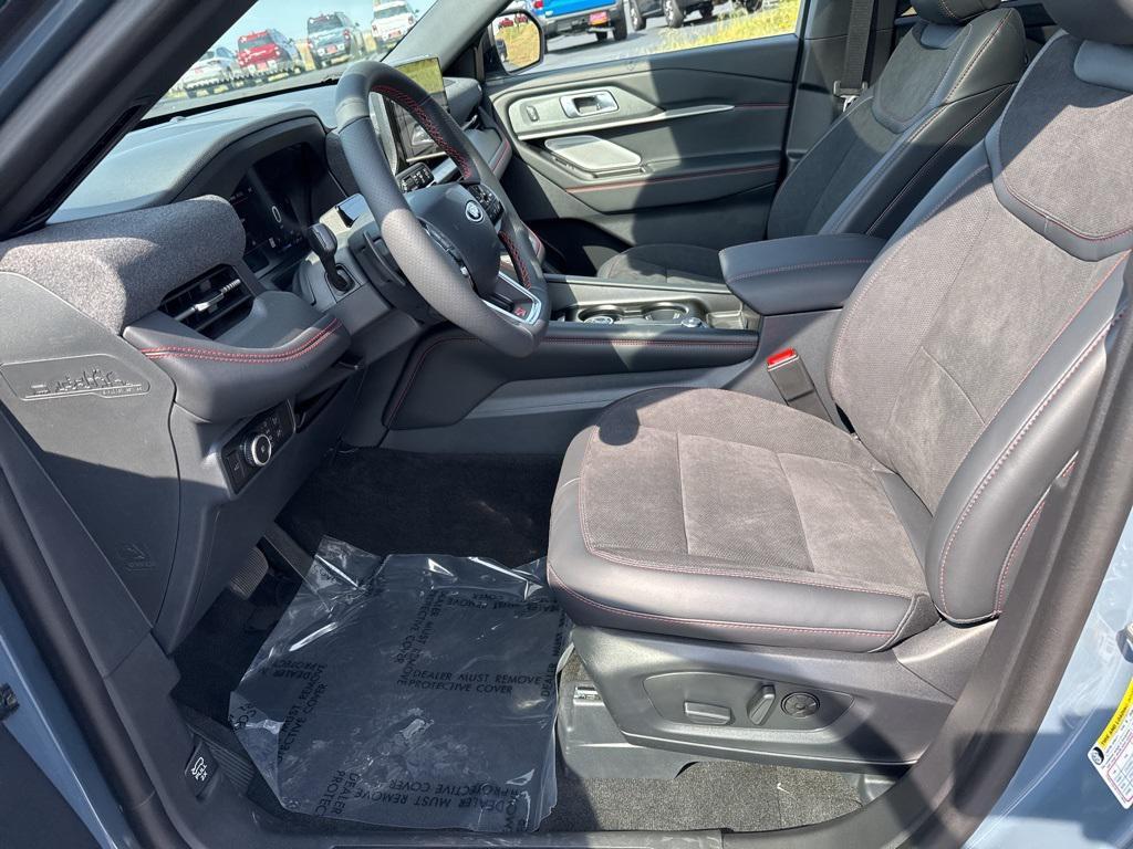 new 2025 Ford Explorer car, priced at $61,450