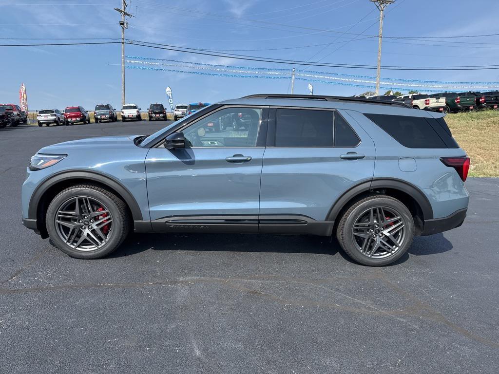 new 2025 Ford Explorer car, priced at $61,450