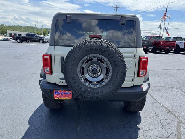 new 2025 Ford Bronco car, priced at $53,925
