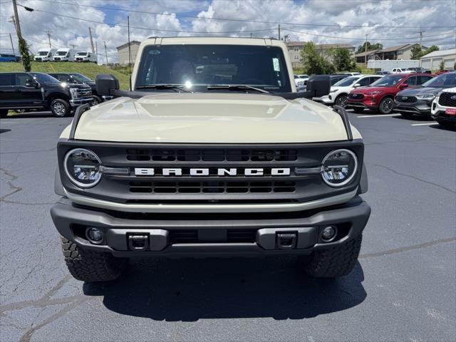 new 2025 Ford Bronco car, priced at $53,925
