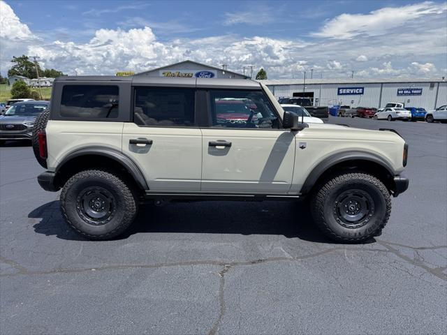 new 2025 Ford Bronco car, priced at $53,925
