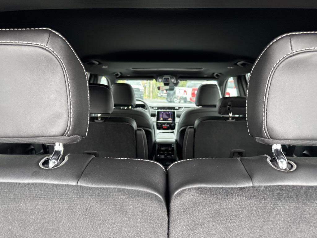 new 2025 Jeep Grand Cherokee L car, priced at $47,825