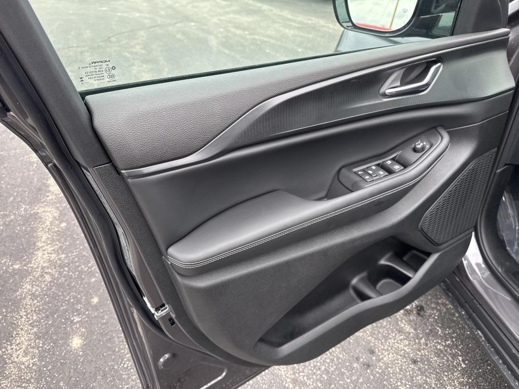 new 2025 Jeep Grand Cherokee L car, priced at $47,825