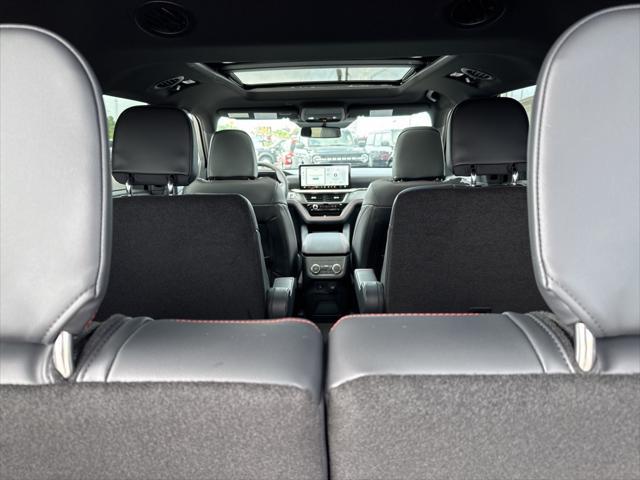 new 2025 Ford Explorer car, priced at $60,725