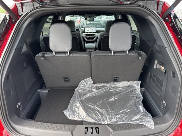 new 2025 Ford Explorer car, priced at $60,725