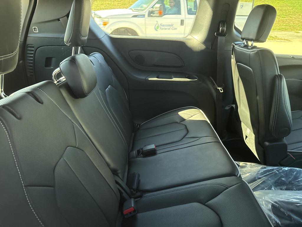 new 2026 Chrysler Pacifica car, priced at $51,039