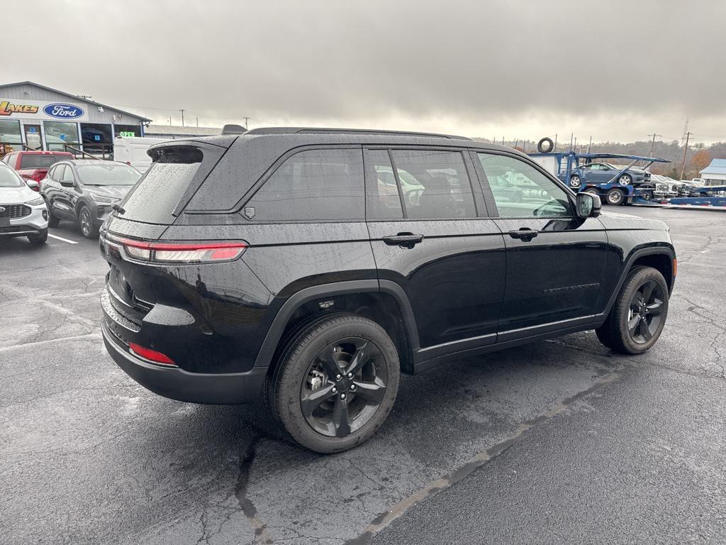 used 2025 Jeep Grand Cherokee car, priced at $42,988
