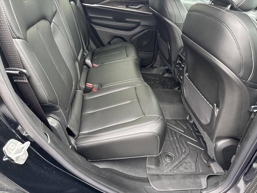 used 2025 Jeep Grand Cherokee car, priced at $42,988