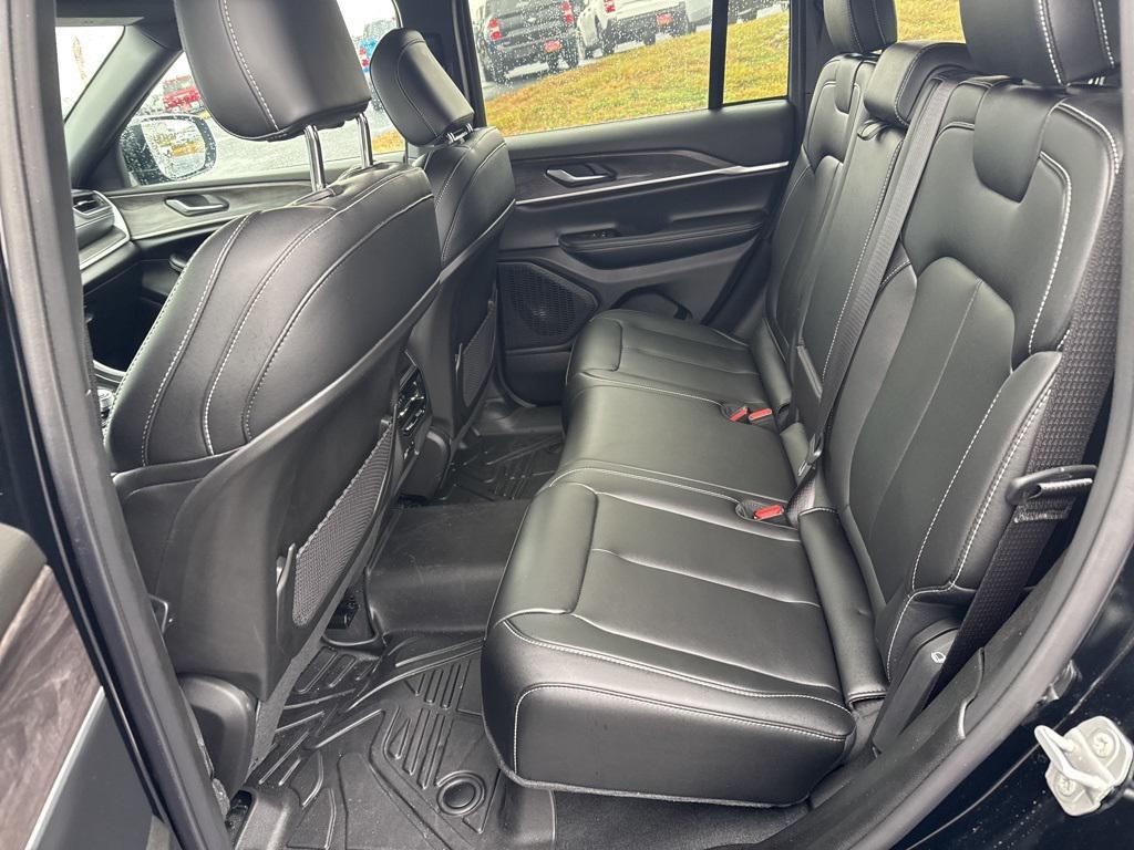 used 2025 Jeep Grand Cherokee car, priced at $42,988