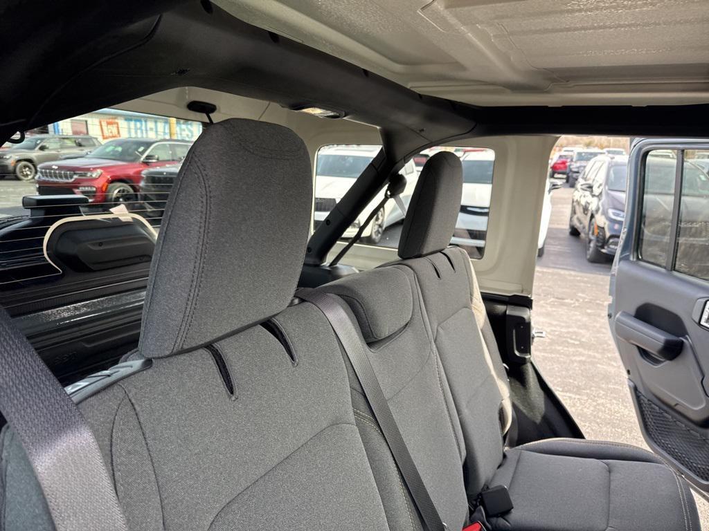 new 2025 Jeep Wrangler car, priced at $44,140